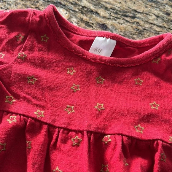 Red H&M Star Dress - Picture 3 of 5
